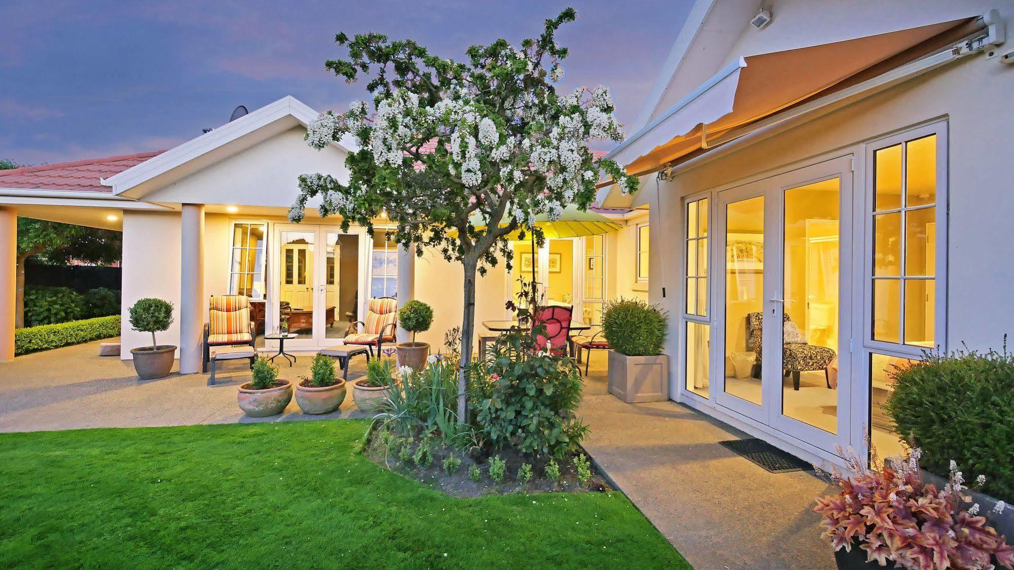 Olive House Bed And Breakfast Christchurch Eksteriør billede